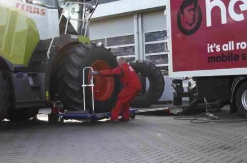 Attachment of wheels